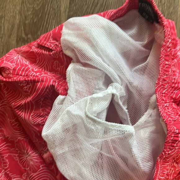 Trunks Swim Trunks Size Medium - Picture 4 of 6
